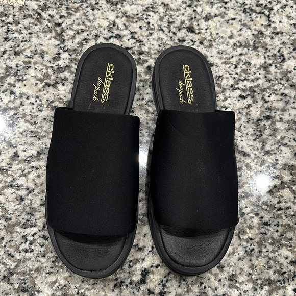 Black sandals size 9. Made in Mexico with great quality. NWT - Picture 2 of 11